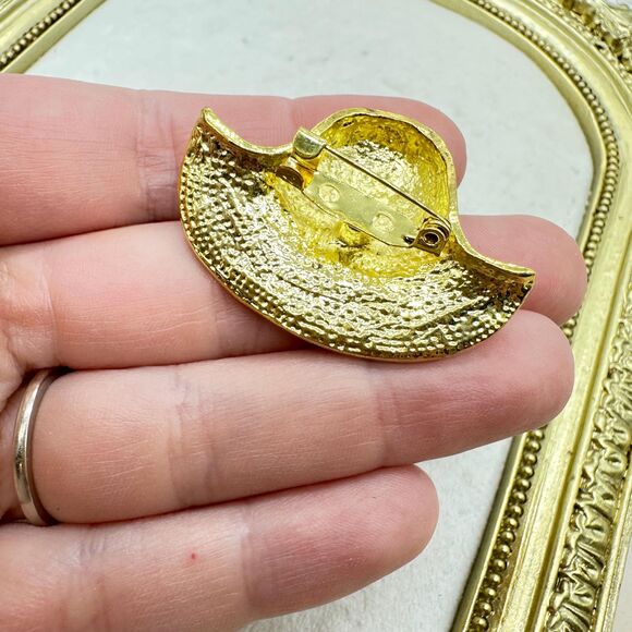 Vintage Red Hat Brooch with Purple Rhinestones Pin - Picture 4 of 4